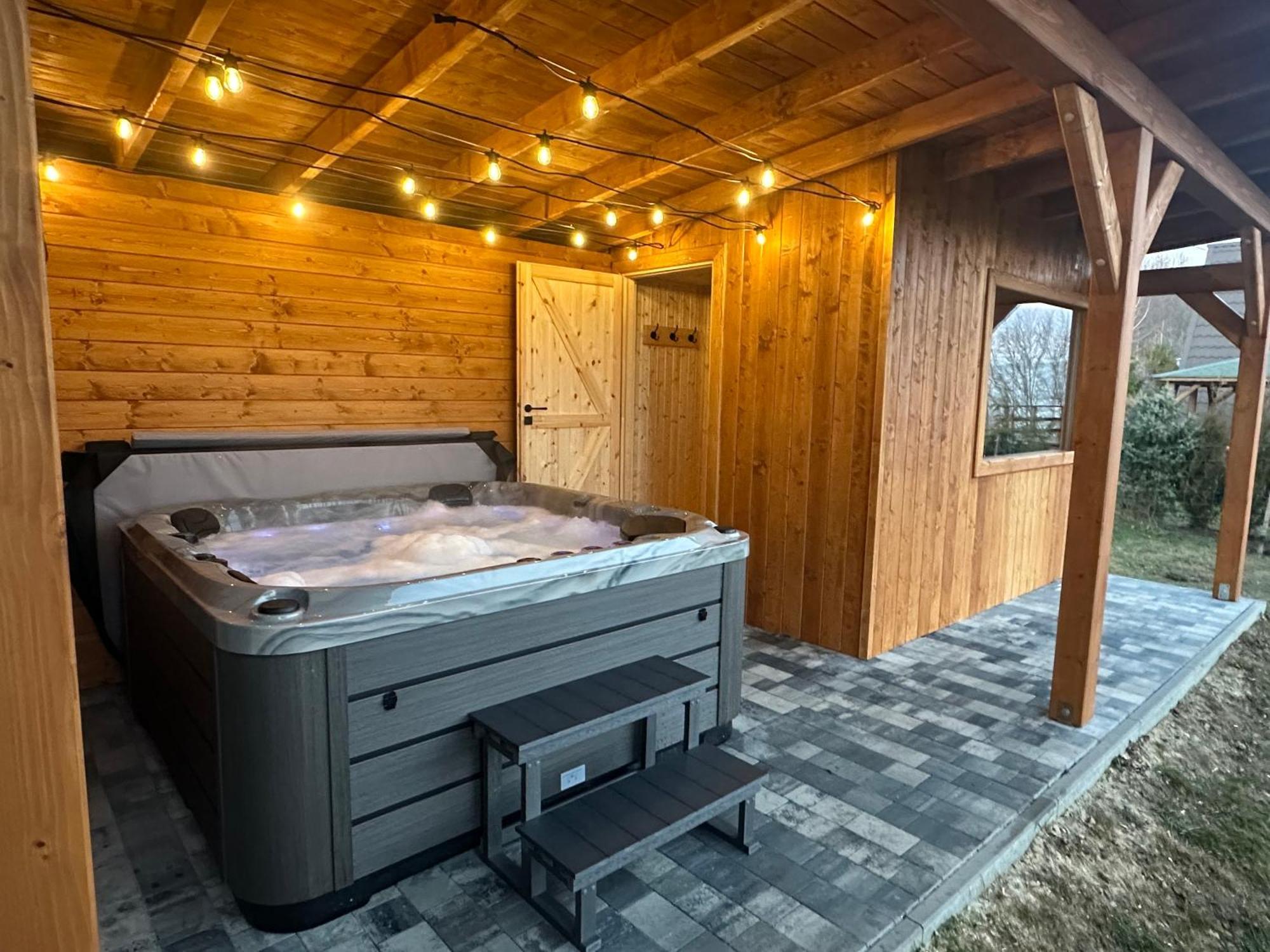 Domek Na Hrobaczej - Jacuzzi&Sauna Międzybrodzie Bialskie Extérieur photo